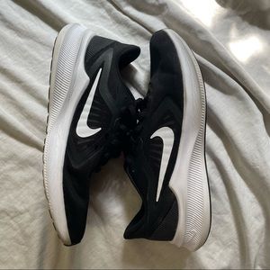 Nike Downshifter sneaker size 9